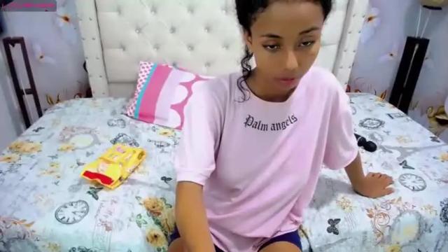 Image 6 of jasmin_brunette_ Stream on Chaturbate on 13 months ago