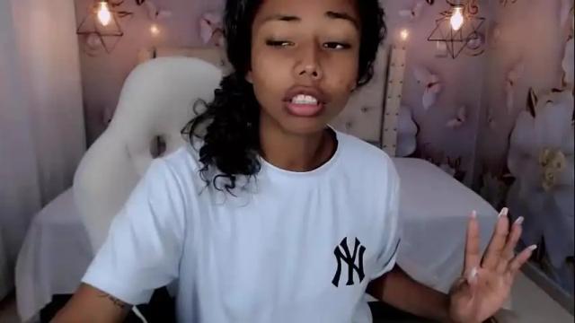 Image 6 of jasmin_brunette_ Stream on Chaturbate on 1 month ago