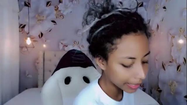 Image 7 of jasmin_brunette_ Stream on Chaturbate on 1 month ago