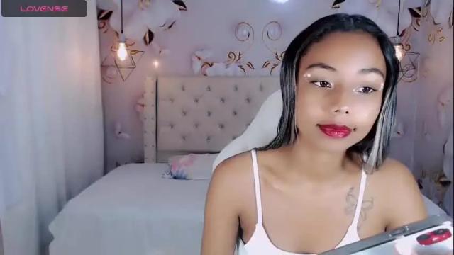Image 2 of jasmin_brunette_ Stream on Chaturbate on 26 days ago