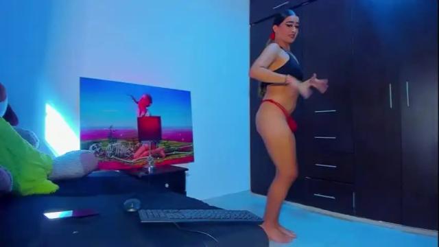 Image 7 of jasmindivas Stream on Chaturbate on 1 month ago