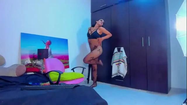Image 11 of jasmindivas Stream on Chaturbate on 1 month ago