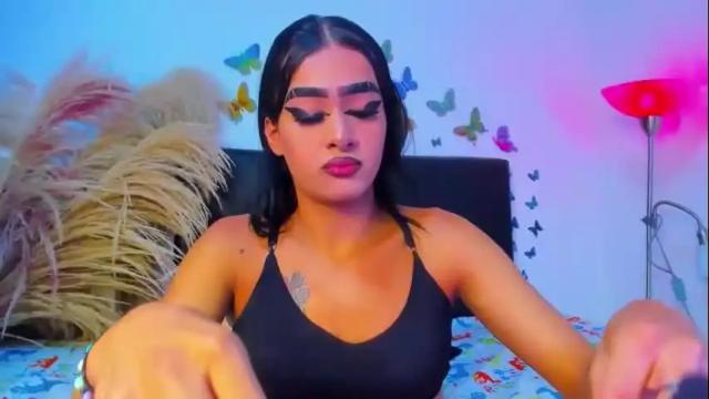 Image 4 of jasmindivas Stream on Chaturbate on 24 days ago
