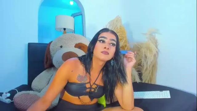 Image 4 of jasmindivas Stream on Chaturbate on 3 days ago