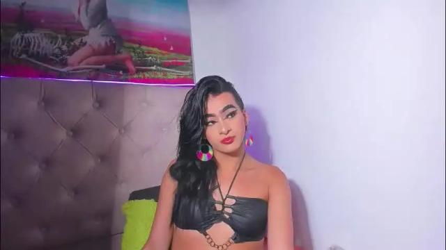 Image 3 of jasmindivas Stream on Chaturbate on 7 days ago