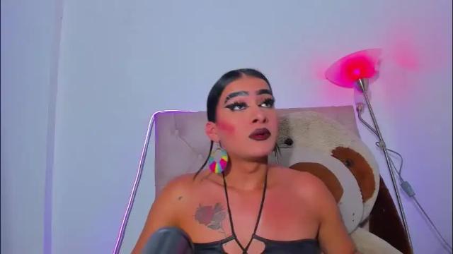 Image 10 of jasmindivas Stream on Chaturbate on 2 months ago