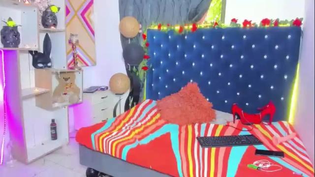 Image 10 of jasmindivas Stream on Chaturbate on 1 month ago