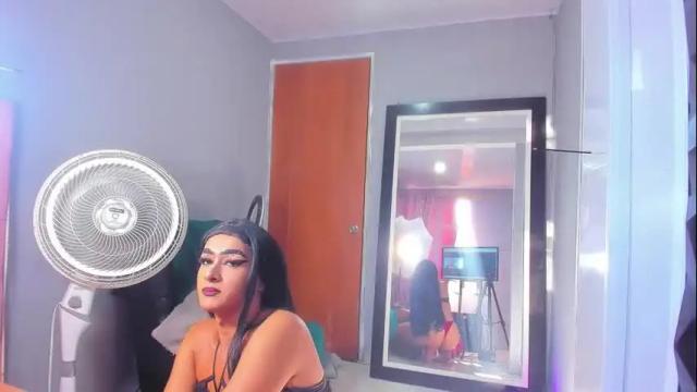 Image 7 of jasmindivas Stream on Chaturbate on 1 month ago