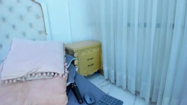 Image 4 of jasmine55__ Stream on Chaturbate on 13 months ago