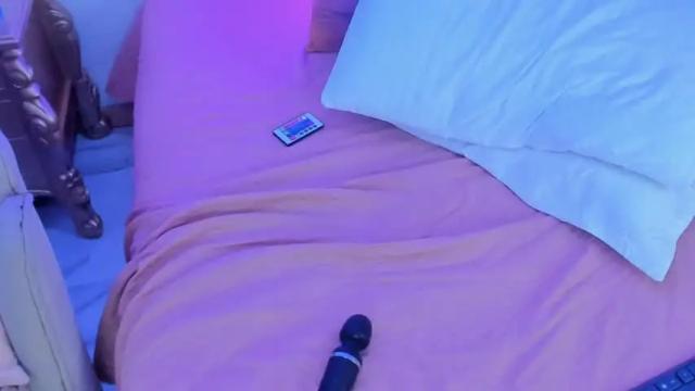 Image 2 of jasmine55__ Stream on Chaturbate on 12 months ago