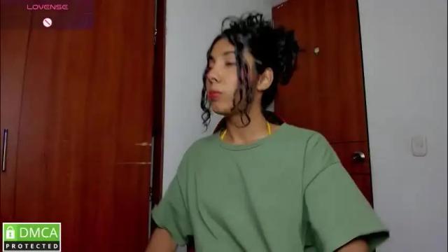 Image 2 of jasmine_bunny_ Stream on Chaturbate on 2 months ago