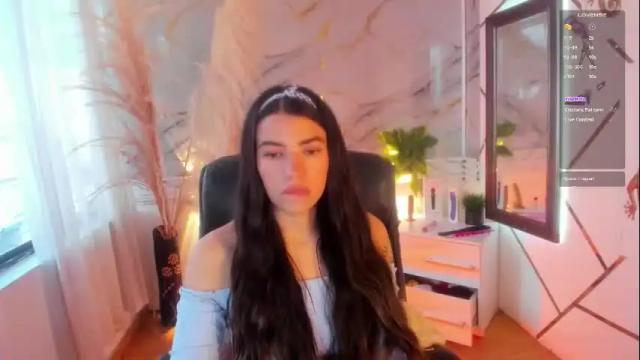 Image 2 of jasmine_hyper_1 Stream on Chaturbate on 4 months ago