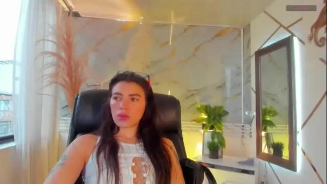 Image 3 of jasmine_hyper_1 Stream on Chaturbate on 4 months ago