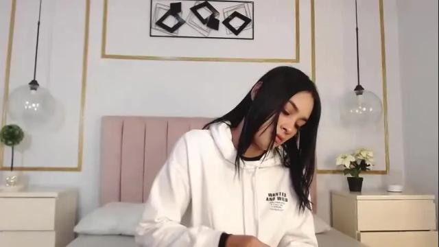 Image 7 of jasmine_lander Stream on Chaturbate on 3 months ago