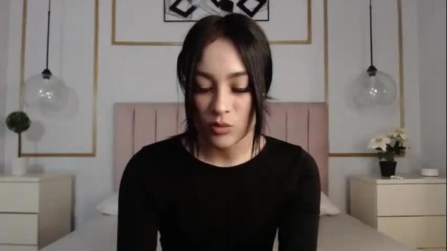 Image 3 of jasmine_lander Stream on Chaturbate on 2 months ago