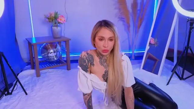 Image 3 of jasmine_mistress Stream on Chaturbate on 15 months ago