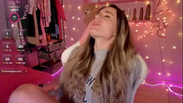 Image 4 of jasmine_urprincess Stream on Chaturbate on 1 month ago