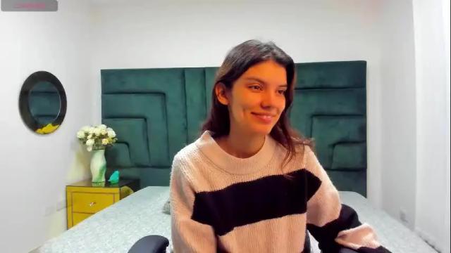 Image 2 of jasmineharris Stream on Chaturbate on 1 month ago