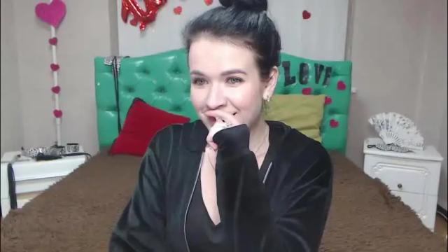 Image 2 of jasminekouch Stream on Chaturbate on 6 days ago