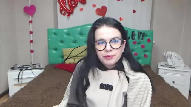 Image 3 of jasminekouch Stream on Chaturbate on 1 day ago