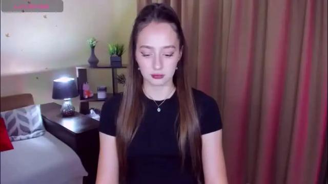 Image 7 of jasminelorens Stream on Chaturbate on 1 month ago