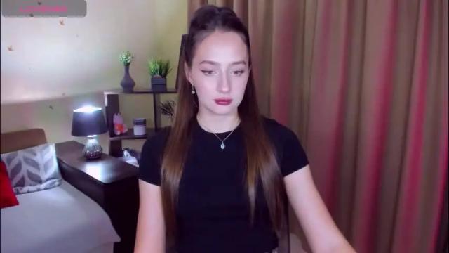 Image 8 of jasminelorens Stream on Chaturbate on 1 month ago