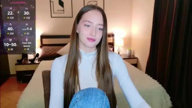 Image 2 of jasminelorens Stream on Chaturbate on 1 month ago