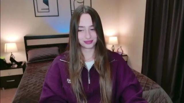 Image 6 of jasminelorens Stream on Chaturbate on 26 days ago