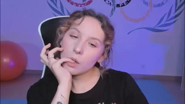 Image 2 of jasminemilko Stream on Chaturbate on 25 days ago