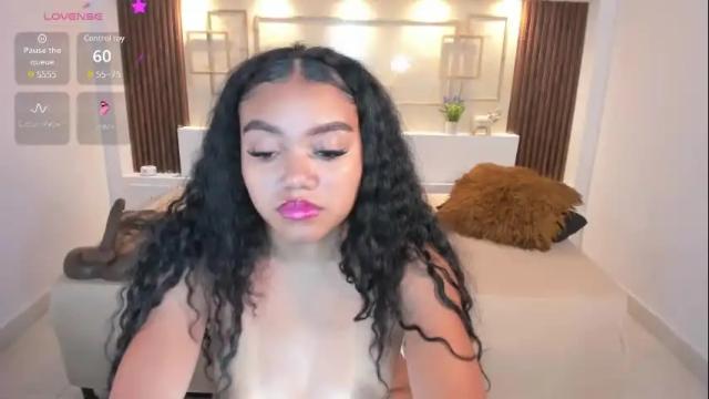 Image 7 of jasminerose7 Stream on Chaturbate on 12 days ago