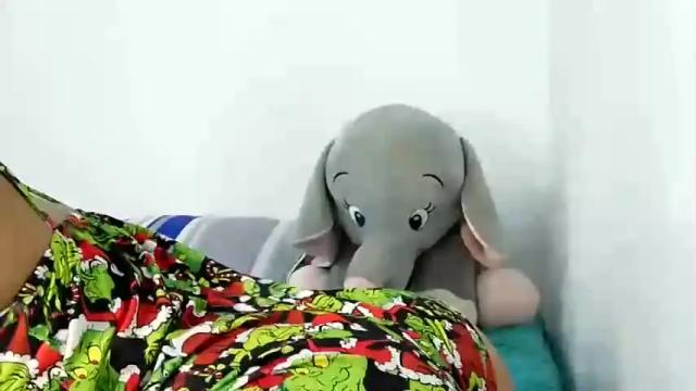 Image 6 of jasminneblair Stream on Chaturbate on 18 months ago