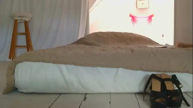 Image 3 of jassynicole Stream on Chaturbate on 22 days ago