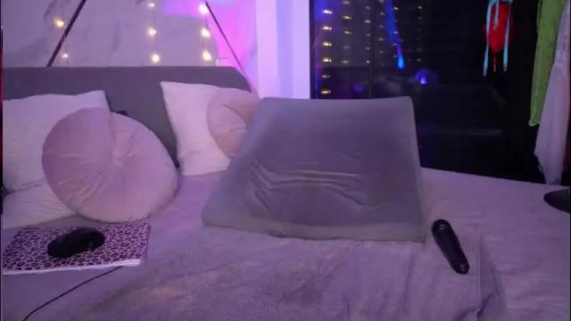 Image 12 of jayjaypink_ Stream on Chaturbate on 4 months ago