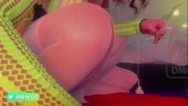 Image 12 of jazlynn_ Stream on Chaturbate on 1 month ago