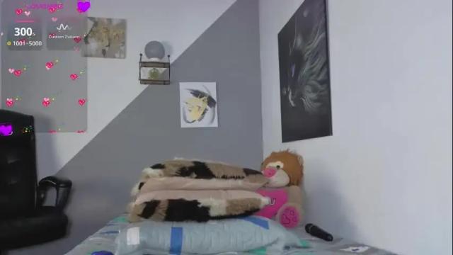 Image 8 of jazmin_002 Stream on Chaturbate on 1 month ago