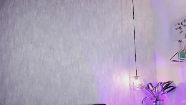 Image 4 of jazmin__z Stream on Chaturbate on 3 months ago