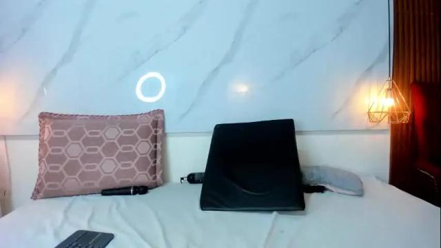 Image 11 of jazmin__z Stream on Chaturbate on 3 months ago