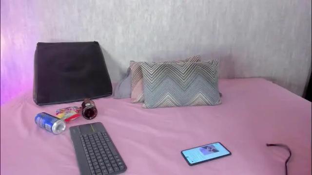 Image 11 of jazmin__z Stream on Chaturbate on 2 months ago