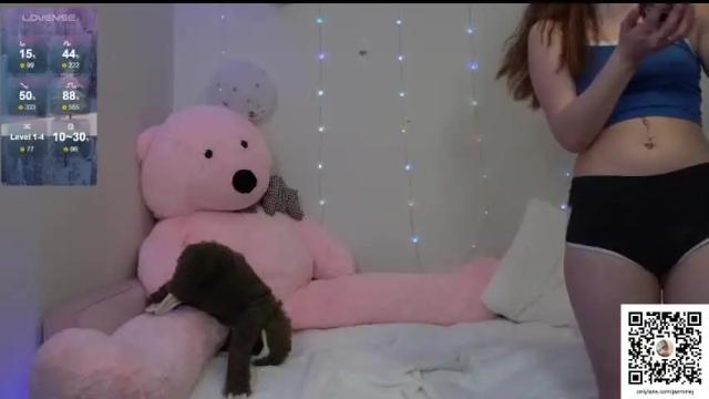 Image 7 of jazminejynx Stream on Chaturbate on 17 months ago