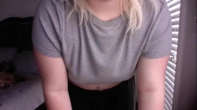 Image 7 of jbabyxoxo10 Stream on Chaturbate on 16 months ago