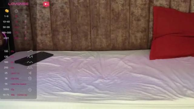 Image 11 of jean_manroy Stream on Chaturbate on 16 months ago
