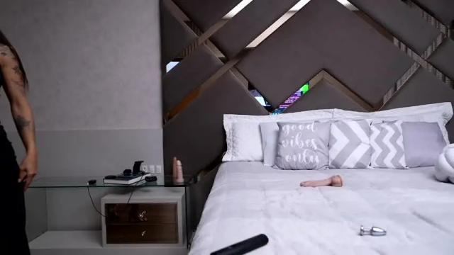 Image 10 of jeangreybianca Stream on Chaturbate on 1 month ago