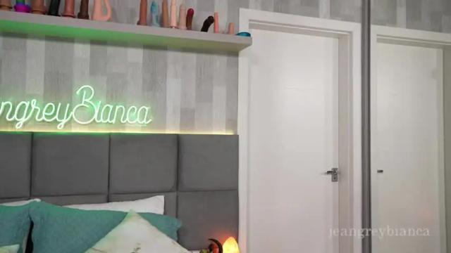 Image 12 of jeangreybianca Stream on Chaturbate on 2 months ago