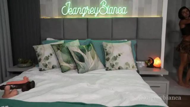 Image 4 of jeangreybianca Stream on Chaturbate on 2 months ago
