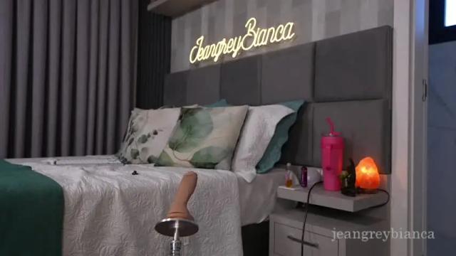 Image 6 of jeangreybianca Stream on Chaturbate on 29 days ago