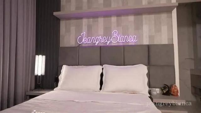 Image 4 of jeangreybianca Stream on Chaturbate on 23 days ago