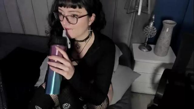 Image 10 of jeannesabatier Stream on Chaturbate on 1 month ago