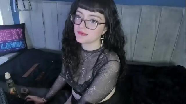Image 11 of jeannesabatier Stream on Chaturbate on 29 days ago