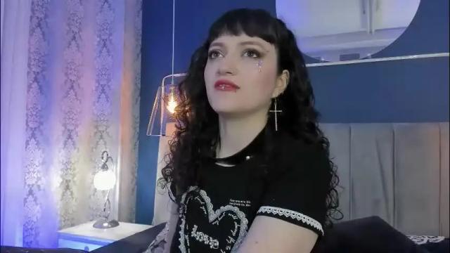 Image 8 of jeannesabatier Stream on Chaturbate on 2 months ago