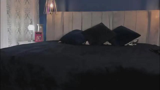 Image 4 of jeannesabatier Stream on Chaturbate on 1 month ago